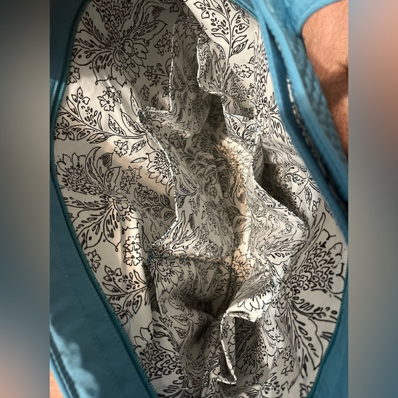 Vera Bradley Seashore Blue Tote - Picture 5 of 7